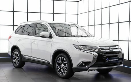 Mitsubishi Outlander III рестайлинг 3, 2017 год, 1 889 000 рублей, 3 фотография