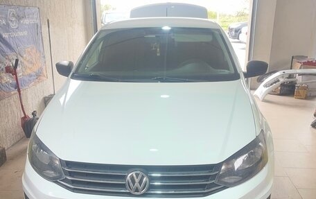 Volkswagen Polo VI (EU Market), 2019 год, 800 000 рублей, 2 фотография
