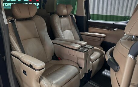 Toyota Alphard III, 2019 год, 5 500 000 рублей, 15 фотография