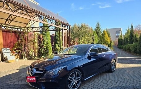Mercedes-Benz E-Класс, 2015 год, 2 200 000 рублей, 1 фотография