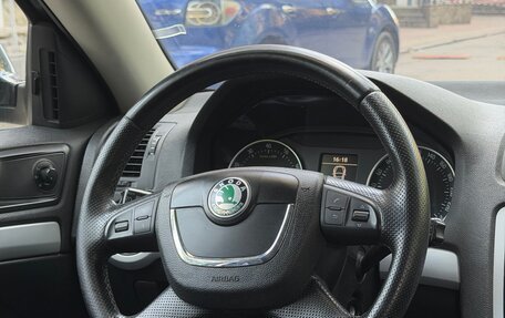Skoda Octavia, 2011 год, 820 000 рублей, 9 фотография