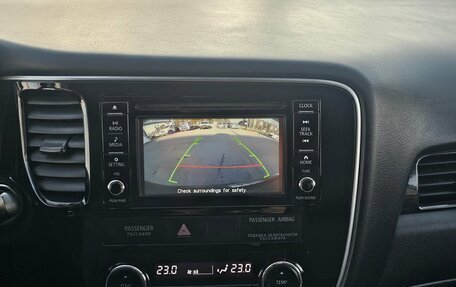 Mitsubishi Outlander III рестайлинг 3, 2017 год, 1 639 995 рублей, 16 фотография