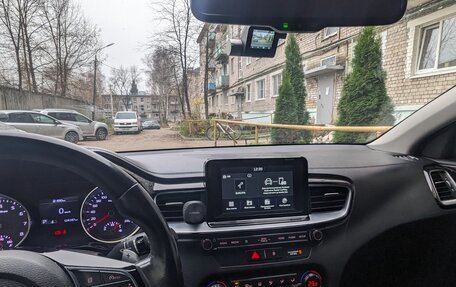 KIA cee'd III, 2019 год, 1 800 000 рублей, 8 фотография