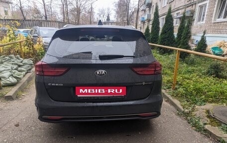 KIA cee'd III, 2019 год, 1 800 000 рублей, 6 фотография