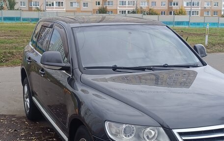 Volkswagen Touareg III, 2008 год, 600 000 рублей, 2 фотография