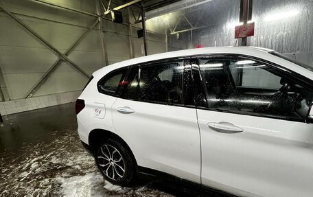 BMW X1, 2019 год, 1 500 000 рублей, 10 фотография