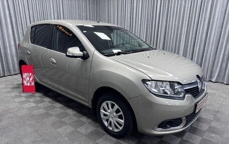 Renault Sandero II рестайлинг, 2018 год, 1 049 000 рублей, 2 фотография