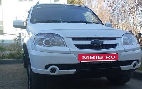 Chevrolet Niva I рестайлинг, 2012 год, 400 000 рублей, 4 фотография