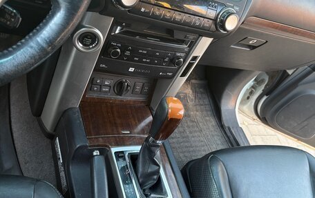 Toyota Land Cruiser Prado 150 рестайлинг, 2011 год, 2 150 000 рублей, 9 фотография