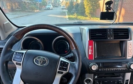 Toyota Land Cruiser Prado 150 рестайлинг, 2011 год, 2 150 000 рублей, 10 фотография