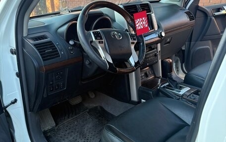 Toyota Land Cruiser Prado 150 рестайлинг, 2011 год, 2 150 000 рублей, 8 фотография