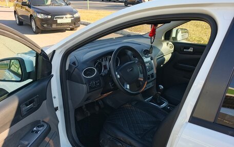 Ford Focus II рестайлинг, 2011 год, 570 000 рублей, 2 фотография