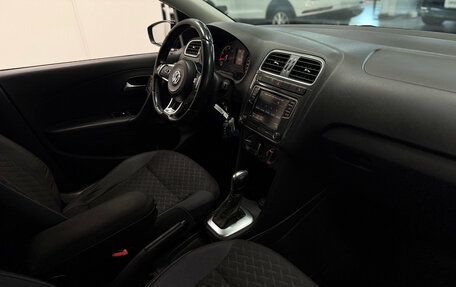Volkswagen Polo VI (EU Market), 2018 год, 1 040 000 рублей, 9 фотография