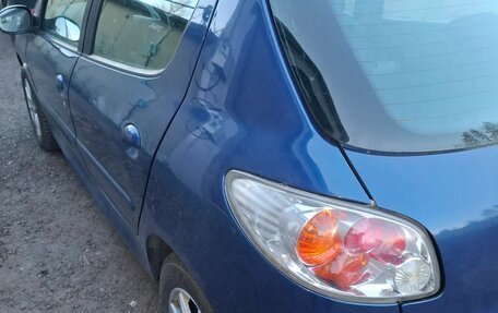 Peugeot 206, 2008 год, 230 000 рублей, 3 фотография