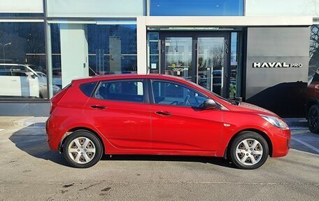 Hyundai Solaris II рестайлинг, 2013 год, 819 000 рублей, 4 фотография