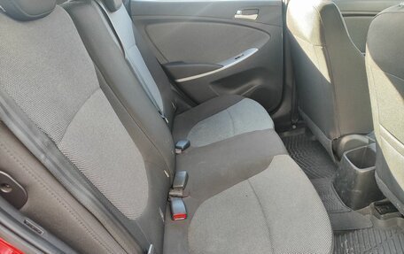 Hyundai Solaris II рестайлинг, 2013 год, 819 000 рублей, 11 фотография