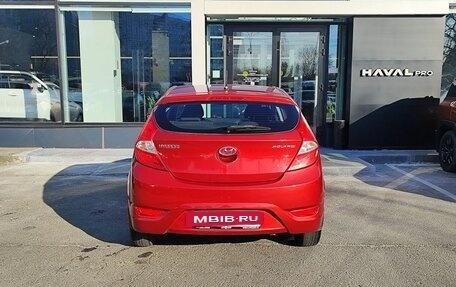 Hyundai Solaris II рестайлинг, 2013 год, 819 000 рублей, 6 фотография