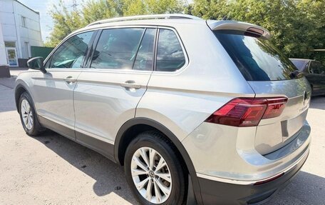 Volkswagen Tiguan II, 2022 год, 2 920 000 рублей, 7 фотография