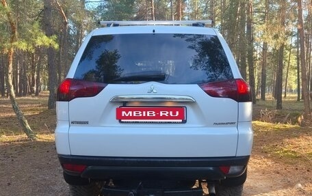 Mitsubishi Pajero Sport II рестайлинг, 2013 год, 1 800 000 рублей, 5 фотография