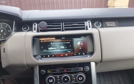Land Rover Range Rover IV рестайлинг, 2017 год, 3 800 000 рублей, 26 фотография