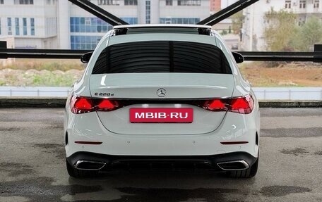 Mercedes-Benz E-Класс, 2024 год, 7 300 000 рублей, 3 фотография