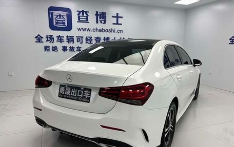 Mercedes-Benz A-Класс, 2022 год, 1 490 000 рублей, 5 фотография