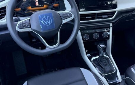 Volkswagen T-Roc I, 2023 год, 1 920 000 рублей, 5 фотография