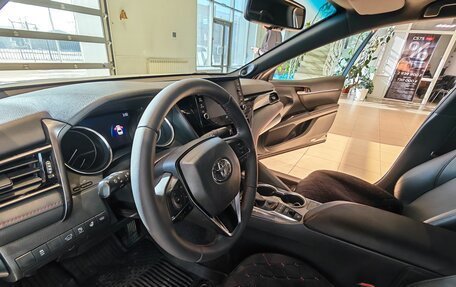Toyota Camry, 2022 год, 3 399 000 рублей, 13 фотография