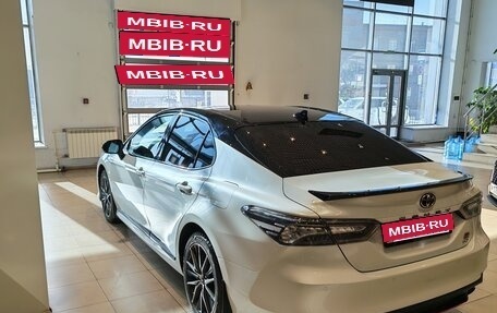 Toyota Camry, 2022 год, 3 399 000 рублей, 5 фотография