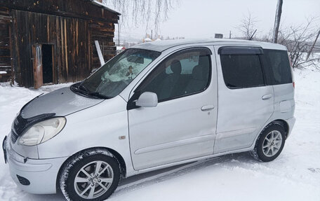 Toyota FunCargo, 2004 год, 470 000 рублей, 2 фотография