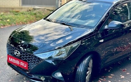 Hyundai Solaris II рестайлинг, 2021 год, 1 320 000 рублей, 6 фотография
