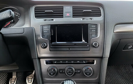 Volkswagen Golf VII рестайлинг, 2013 год, 1 180 000 рублей, 19 фотография