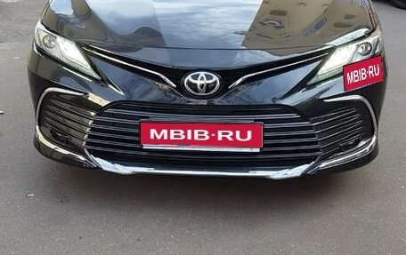 Toyota Camry, 2023 год, 3 970 000 рублей, 1 фотография
