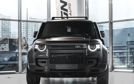 Land Rover Defender II, 2026 год, 29 500 000 рублей, 2 фотография