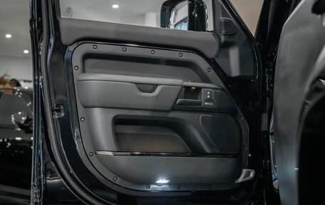 Land Rover Defender II, 2026 год, 29 500 000 рублей, 26 фотография