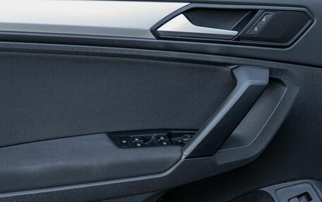 Volkswagen Tiguan II, 2020 год, 2 473 500 рублей, 9 фотография