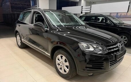 Volkswagen Touareg III, 2013 год, 1 890 000 рублей, 3 фотография