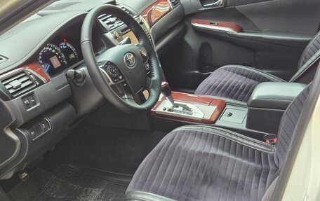 Toyota Camry, 2014 год, 1 750 000 рублей, 5 фотография