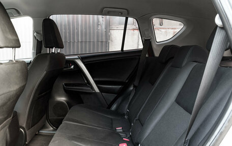 Toyota RAV4, 2015 год, 1 950 000 рублей, 23 фотография