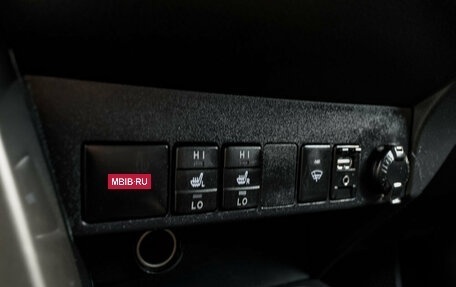 Toyota RAV4, 2015 год, 1 950 000 рублей, 20 фотография