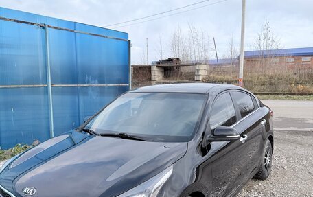 KIA Rio IV, 2018 год, 1 550 000 рублей, 4 фотография