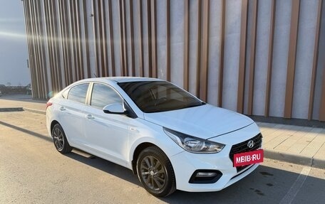 Hyundai Solaris II рестайлинг, 2019 год, 1 030 000 рублей, 2 фотография