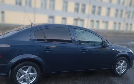 Opel Astra H, 2011 год, 640 000 рублей, 2 фотография