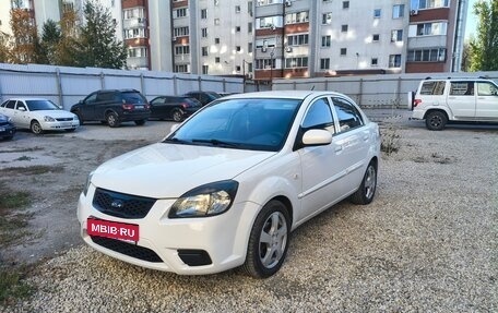 KIA Rio II, 2010 год, 575 000 рублей, 2 фотография