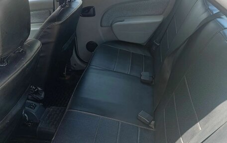 Renault Logan I, 2005 год, 210 000 рублей, 5 фотография