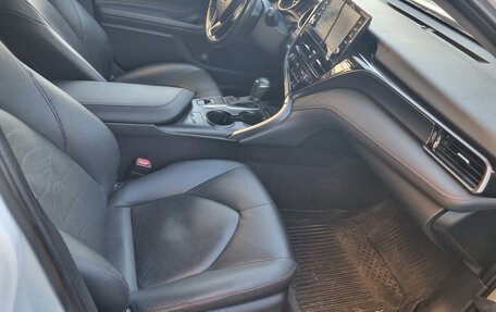 Toyota Camry, 2022 год, 3 250 000 рублей, 11 фотография