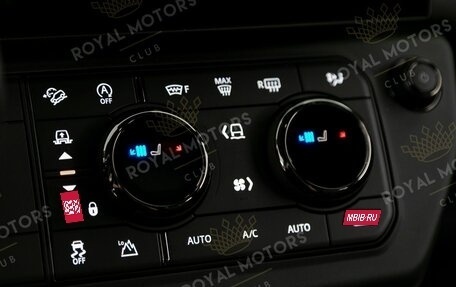 Land Rover Defender II, 2026 год, 29 400 000 рублей, 17 фотография