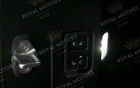 Land Rover Defender II, 2026 год, 29 400 000 рублей, 25 фотография