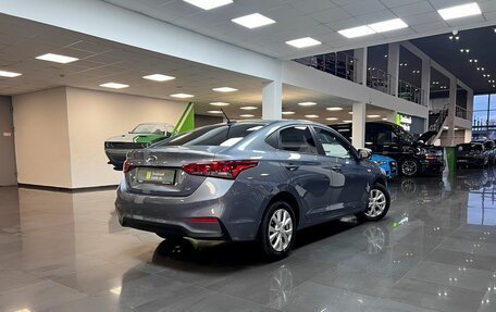 Hyundai Solaris II рестайлинг, 2018 год, 1 350 000 рублей, 2 фотография