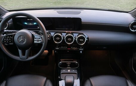 Mercedes-Benz A-Класс, 2018 год, 2 197 000 рублей, 12 фотография